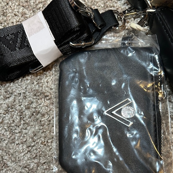 Valentino Black Vegan Leather Shoulder Bag - Picture 4 of 6